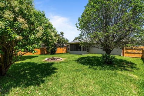 113 Hanstrom Drive Hutto TX 78634