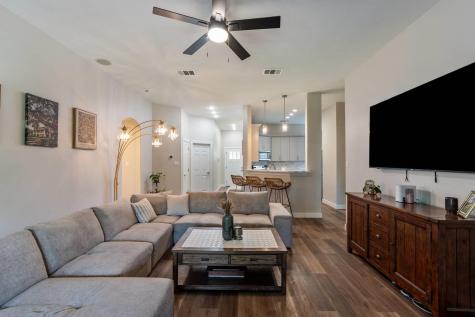 113 Hanstrom Drive Hutto TX 78634