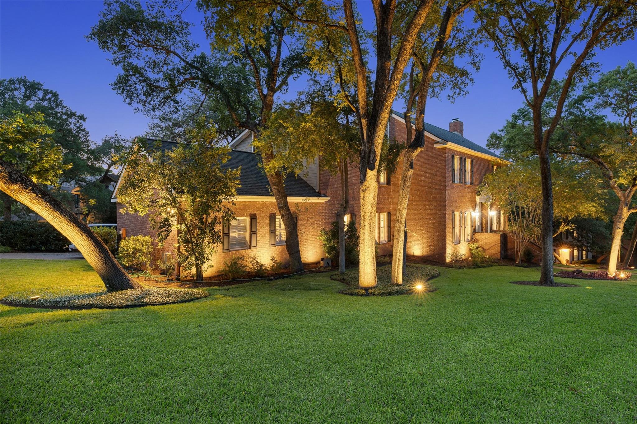 2922 Thousand Oaks Drive Austin TX 78746