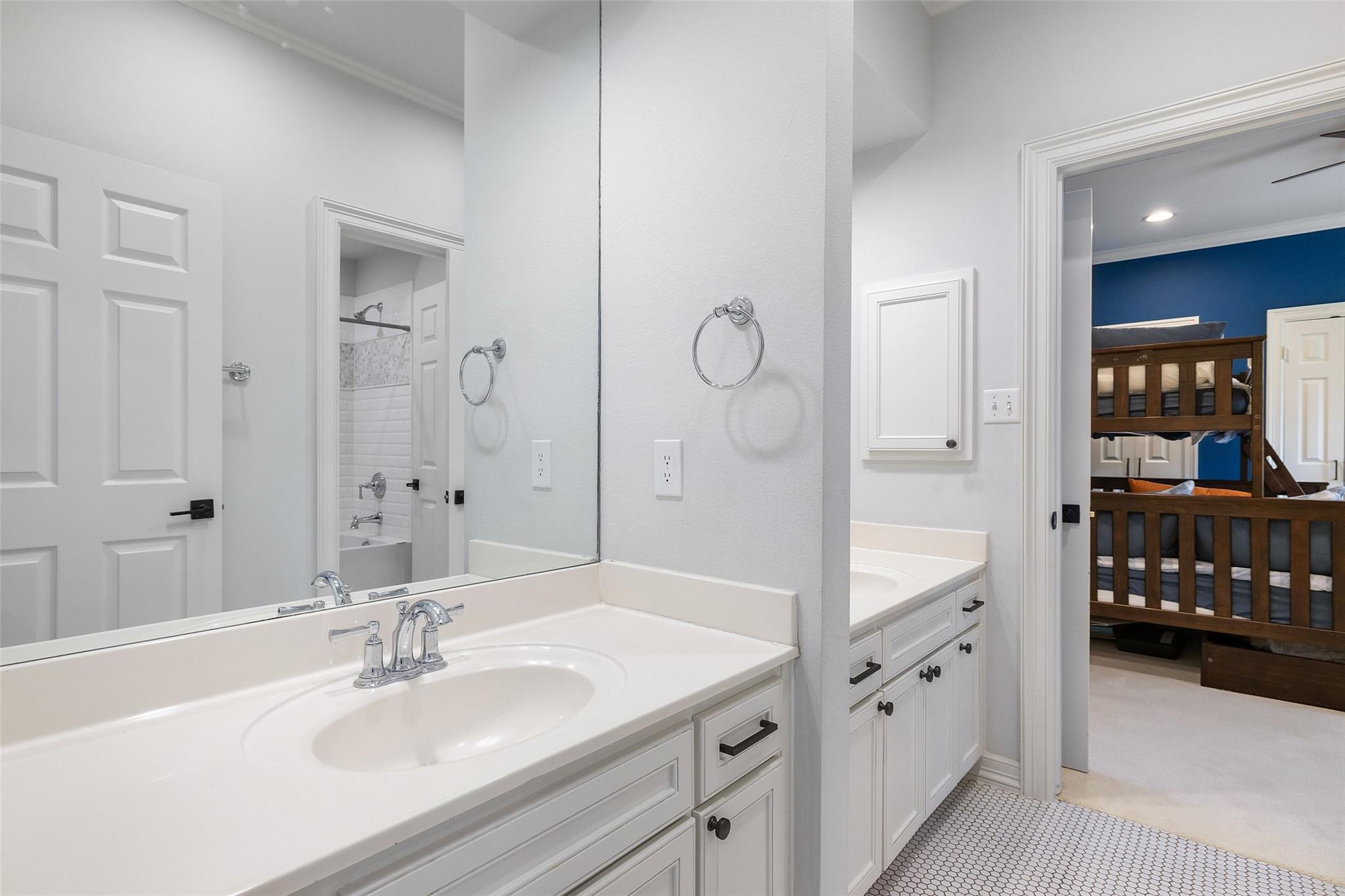 2922 Thousand Oaks Drive Austin TX 78746