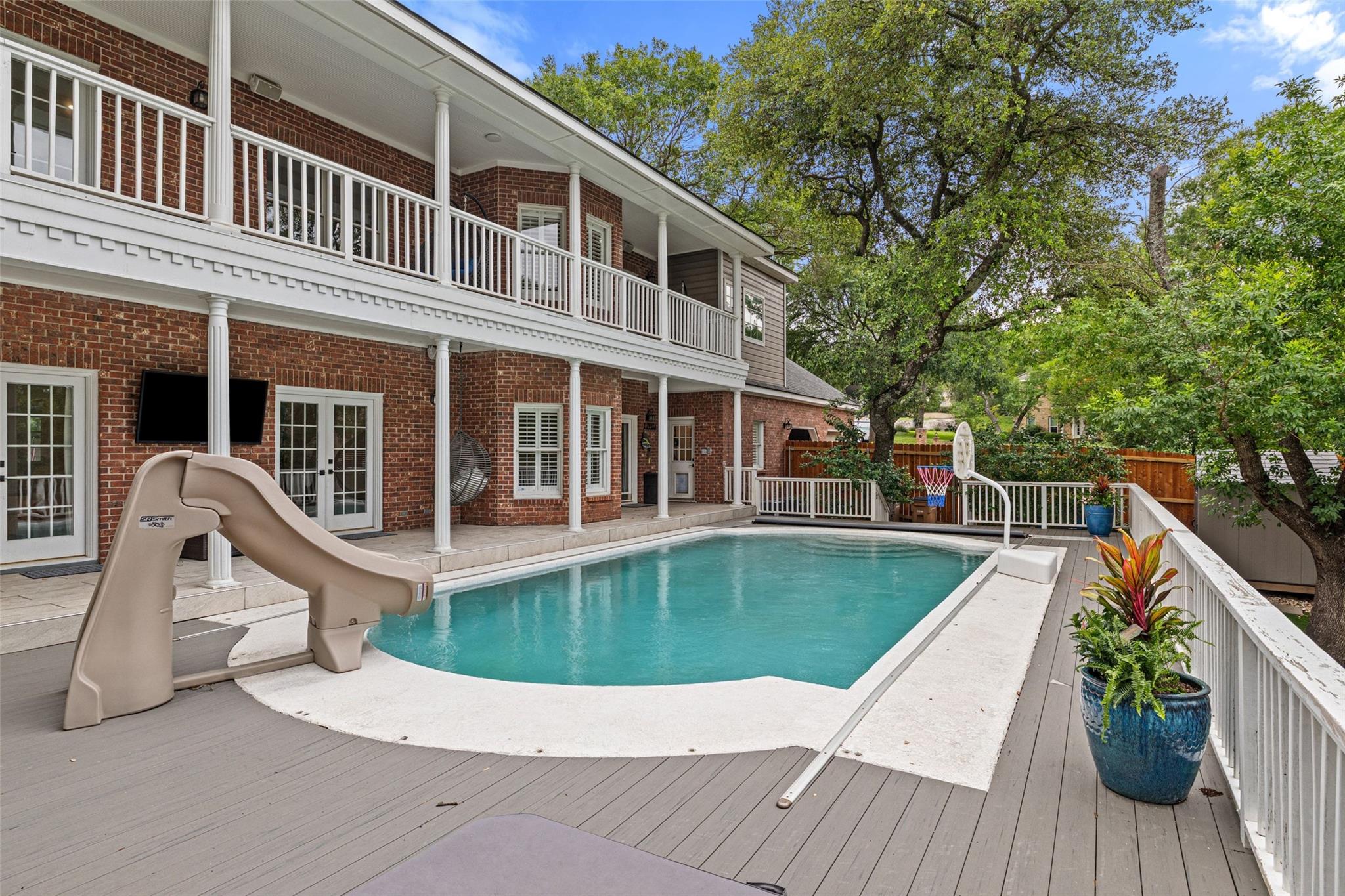 2922 Thousand Oaks Drive Austin TX 78746