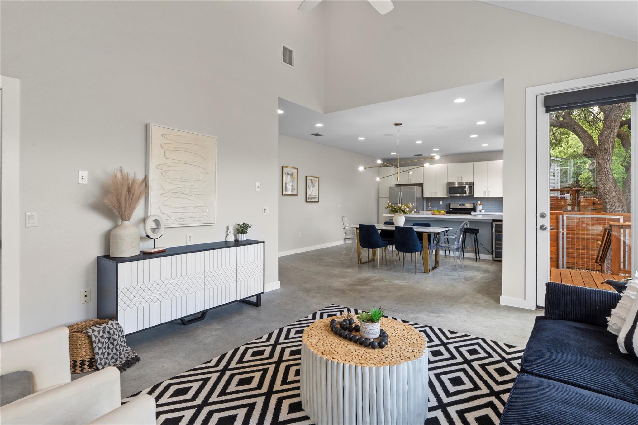 3001 Del Curto Road Austin TX 78704