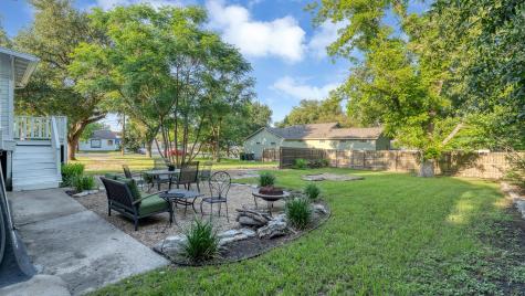 1301 & 1305 S College Street Georgetown TX 78626