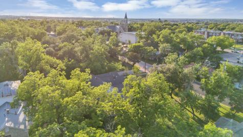 1301 & 1305 S College Street Georgetown TX 78626