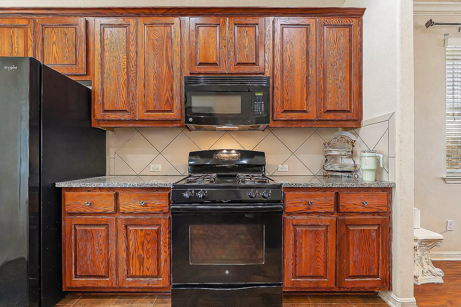 2716 Granite Hill Drive Leander TX 78641