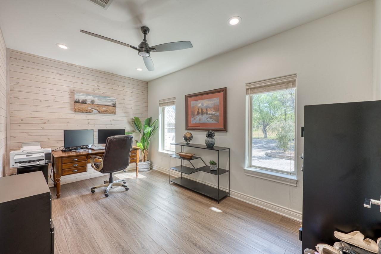 120 Sleepy Oaks Drive Kingsland TX 78639