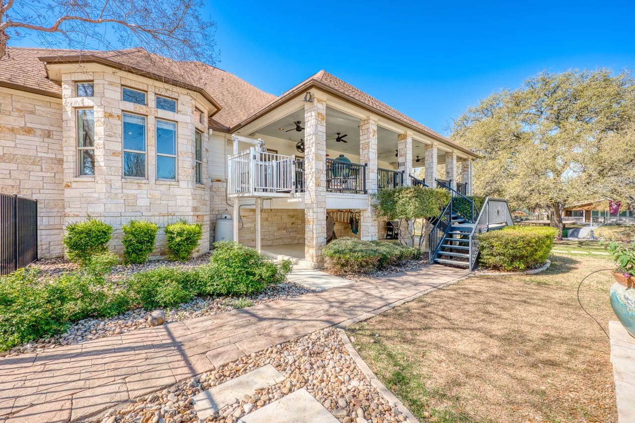 120 Sleepy Oaks Drive Kingsland TX 78639