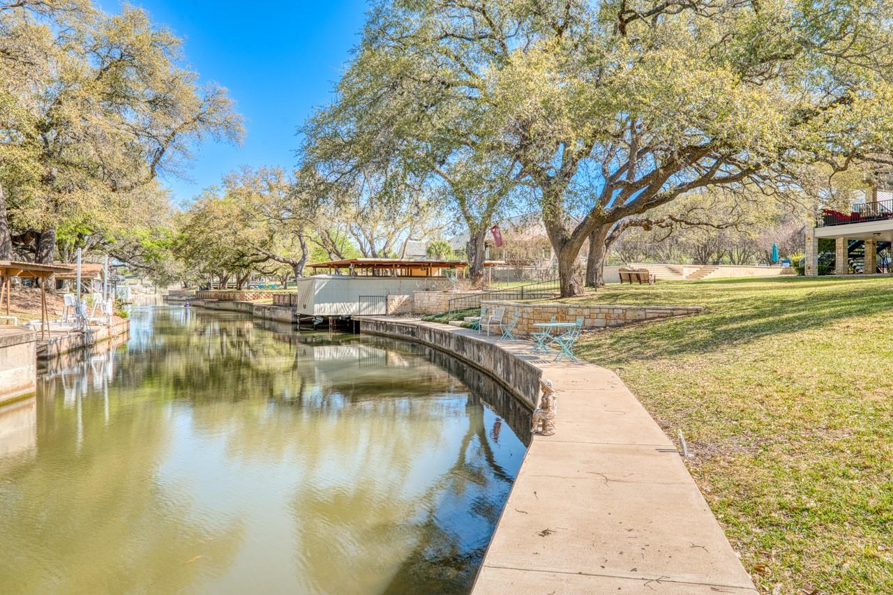 120 Sleepy Oaks Drive Kingsland TX 78639
