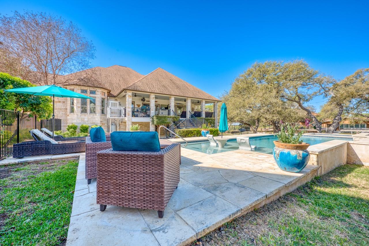 120 Sleepy Oaks Drive Kingsland TX 78639