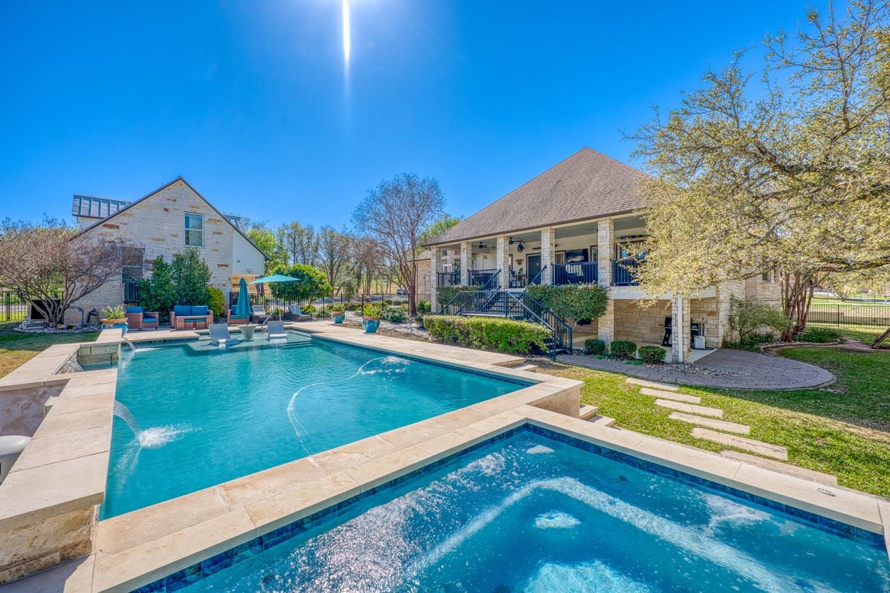 120 Sleepy Oaks Drive Kingsland TX 78639