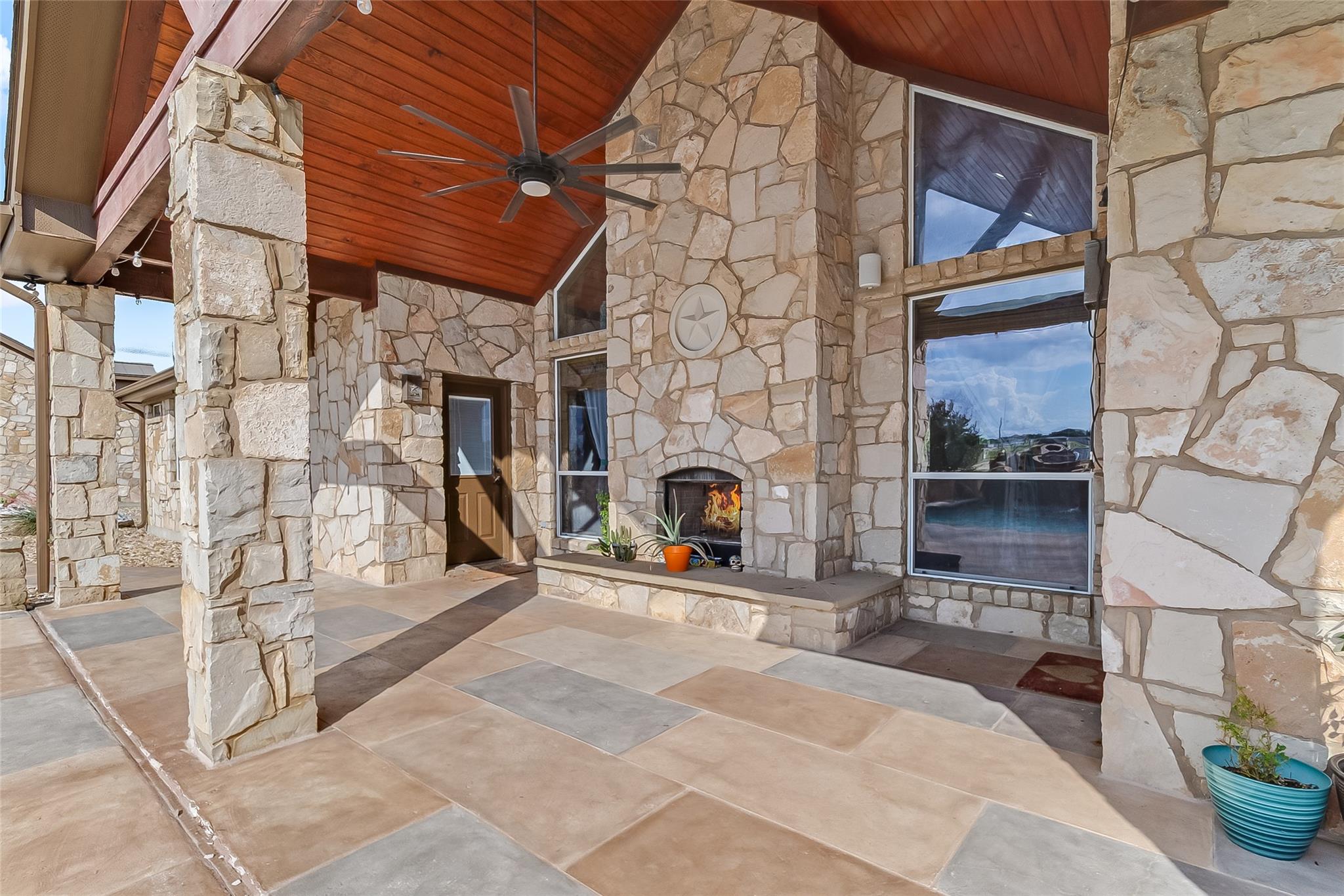 106 Deep Lake Drive Liberty Hill TX 78642