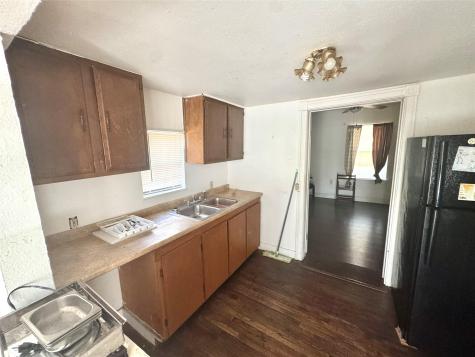 1133 Salina Street Austin TX 78702