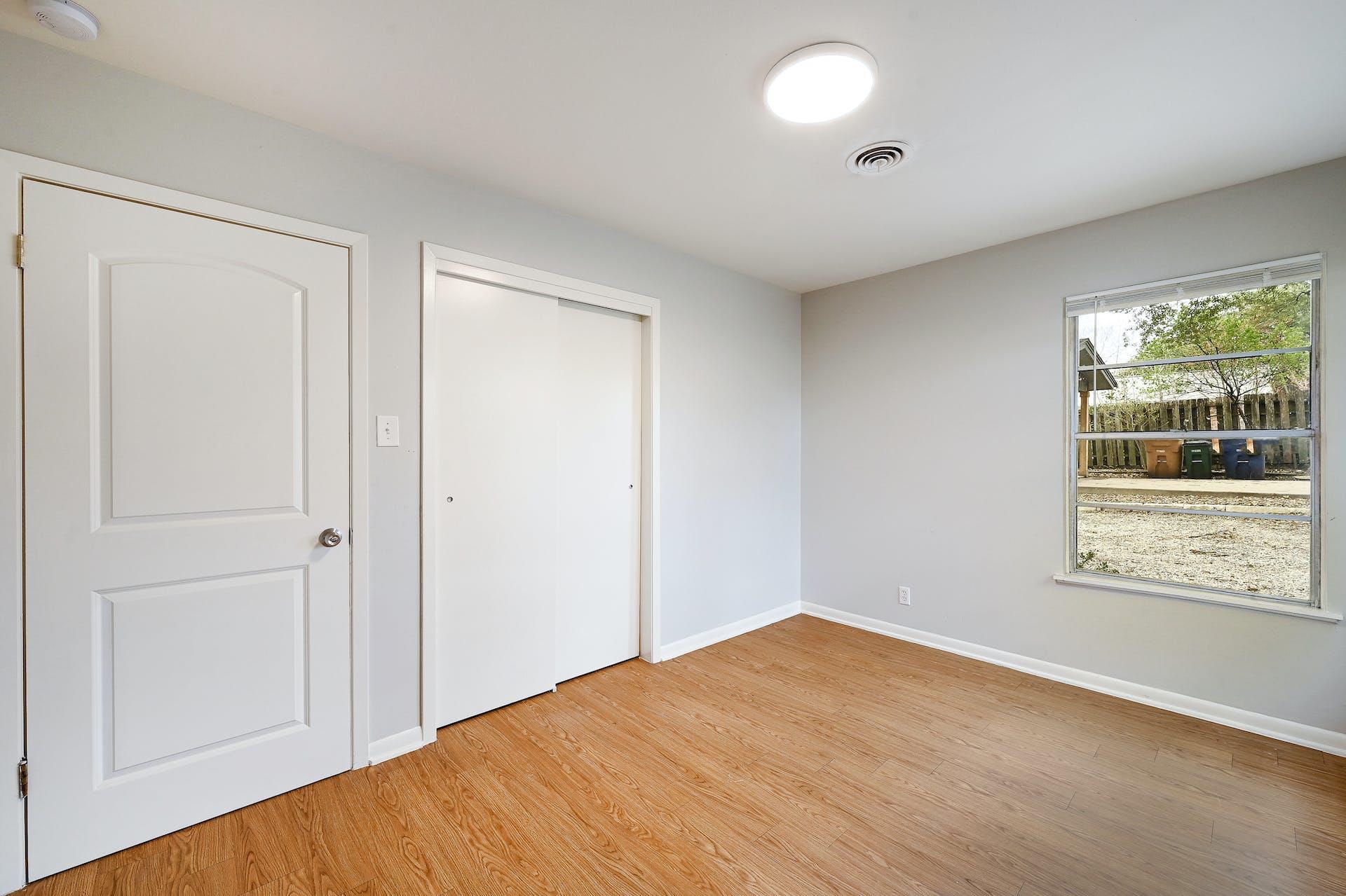 2707 East Side Drive Austin TX 78704