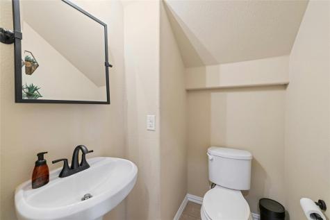 1906 Autumn Run Lane Round Rock TX 78665