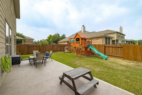1906 Autumn Run Lane Round Rock TX 78665