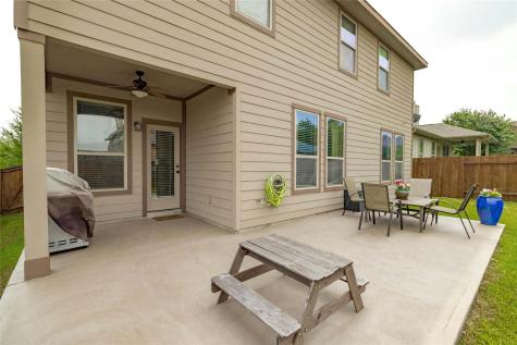 1906 Autumn Run Lane Round Rock TX 78665