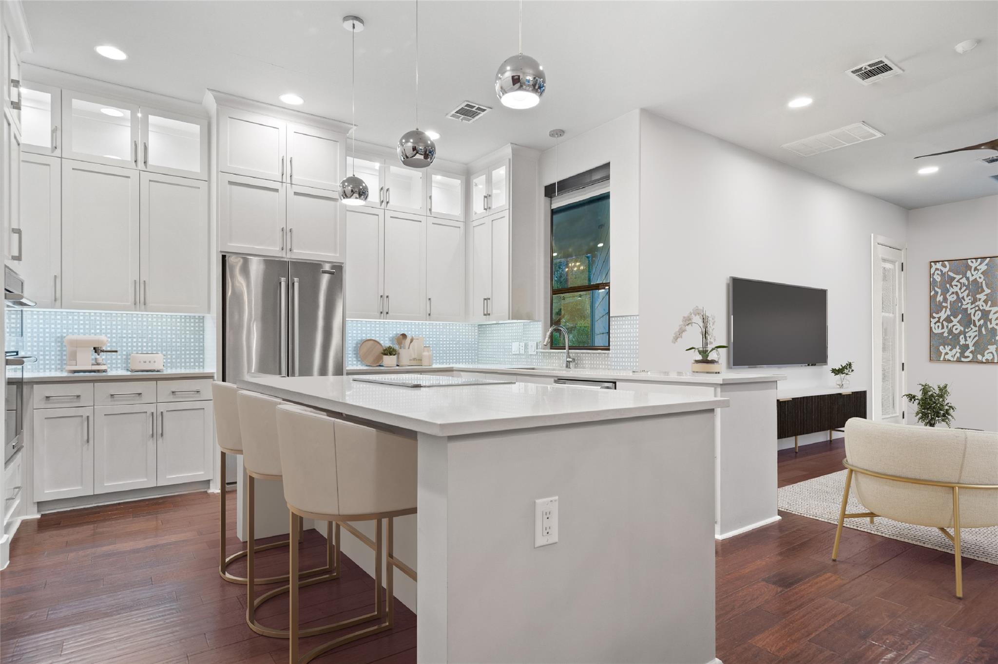 2811 Del Curto Road Austin TX 78704