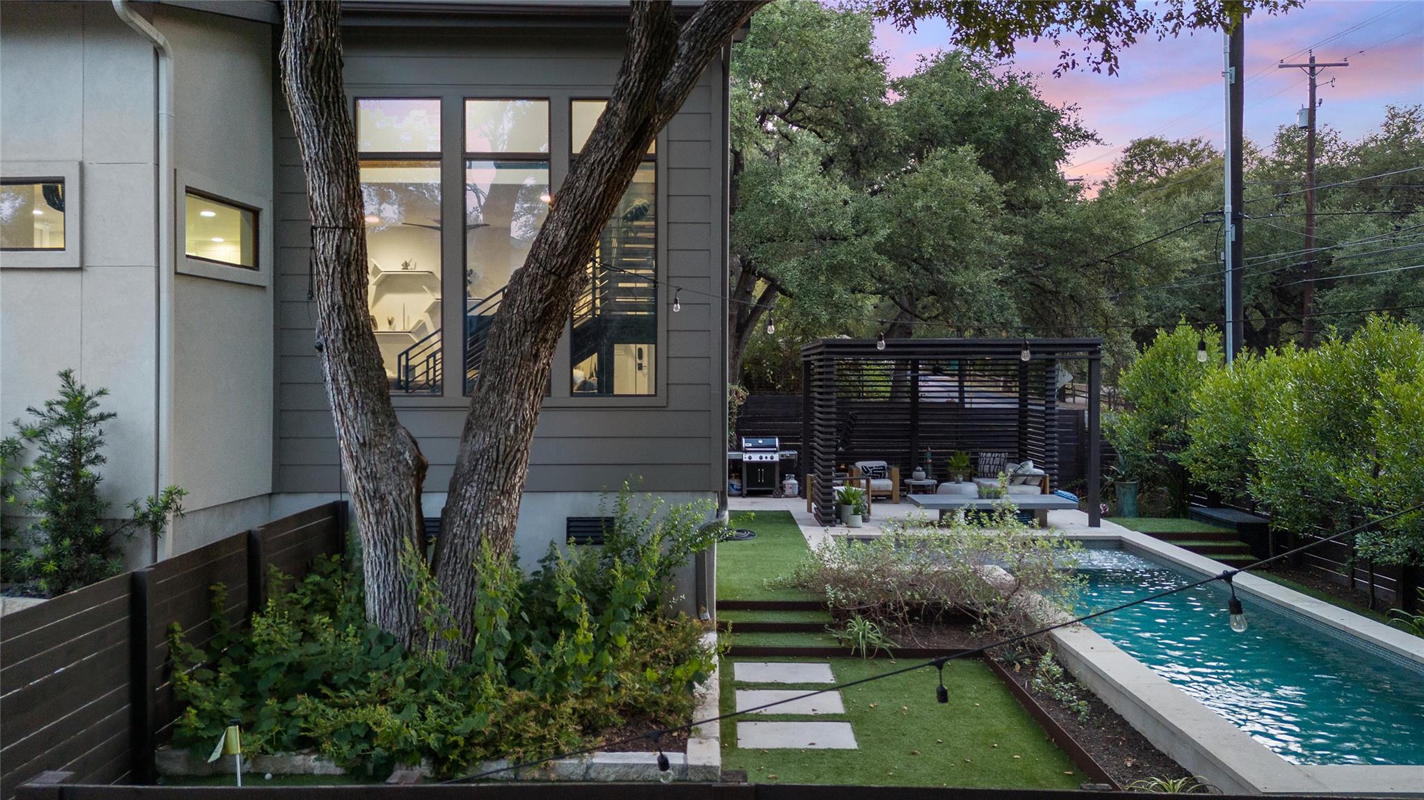 2811 Del Curto Road Austin TX 78704