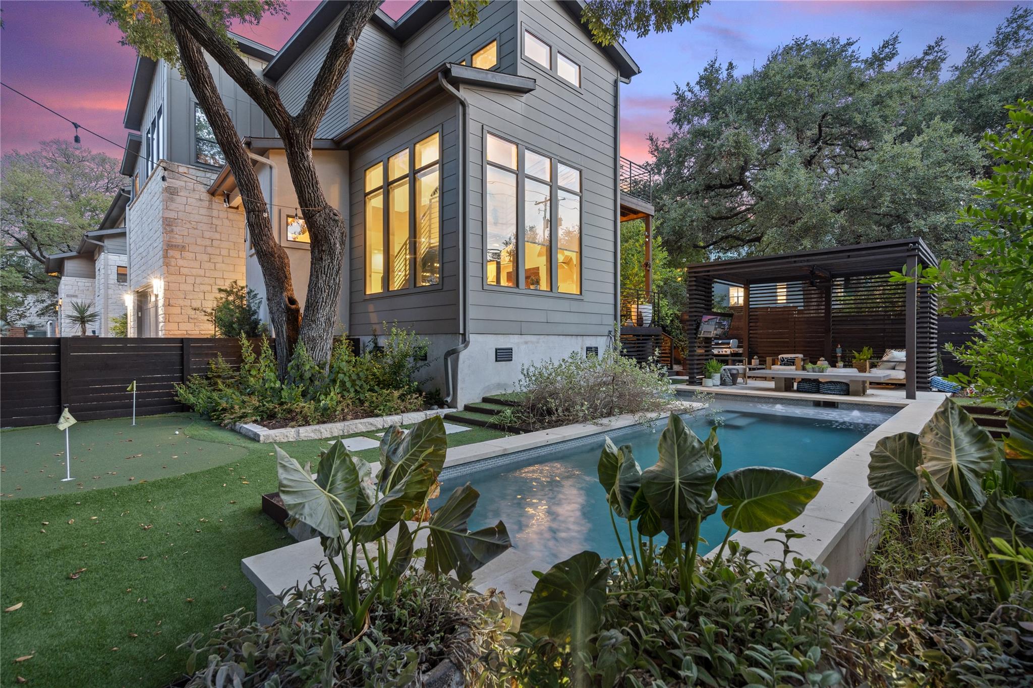2811 Del Curto Road Austin TX 78704