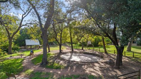 2811 Del Curto Road Austin TX 78704