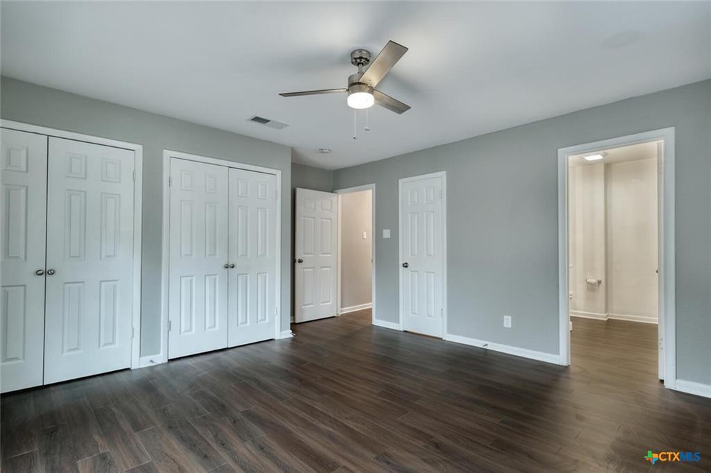 1529 N Colorado Street N Lockhart TX 78644