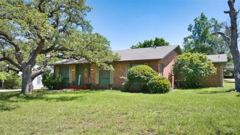 325 E Rainey Street Mason TX 76856