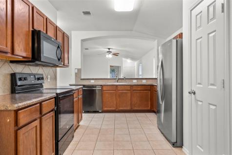 118 Camellia Drive Hutto TX 78634