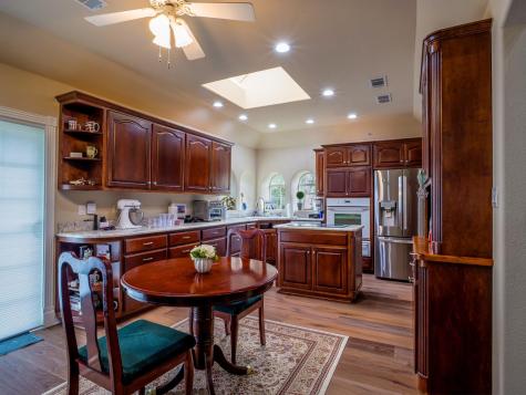 415 Saint Andrews Street Meadowlakes TX 78654