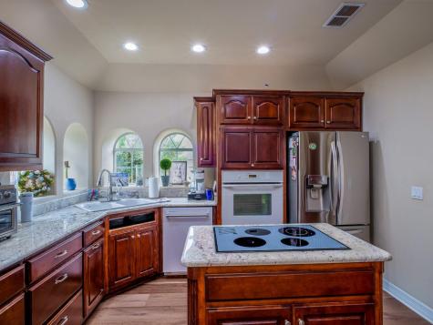 415 Saint Andrews Street Meadowlakes TX 78654