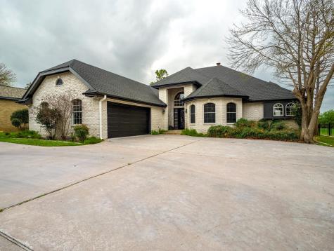 415 Saint Andrews Street Meadowlakes TX 78654