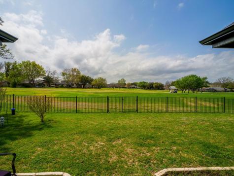 415 Saint Andrews Street Meadowlakes TX 78654