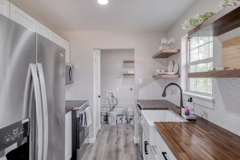 409 Talley Street Taylor TX 76574