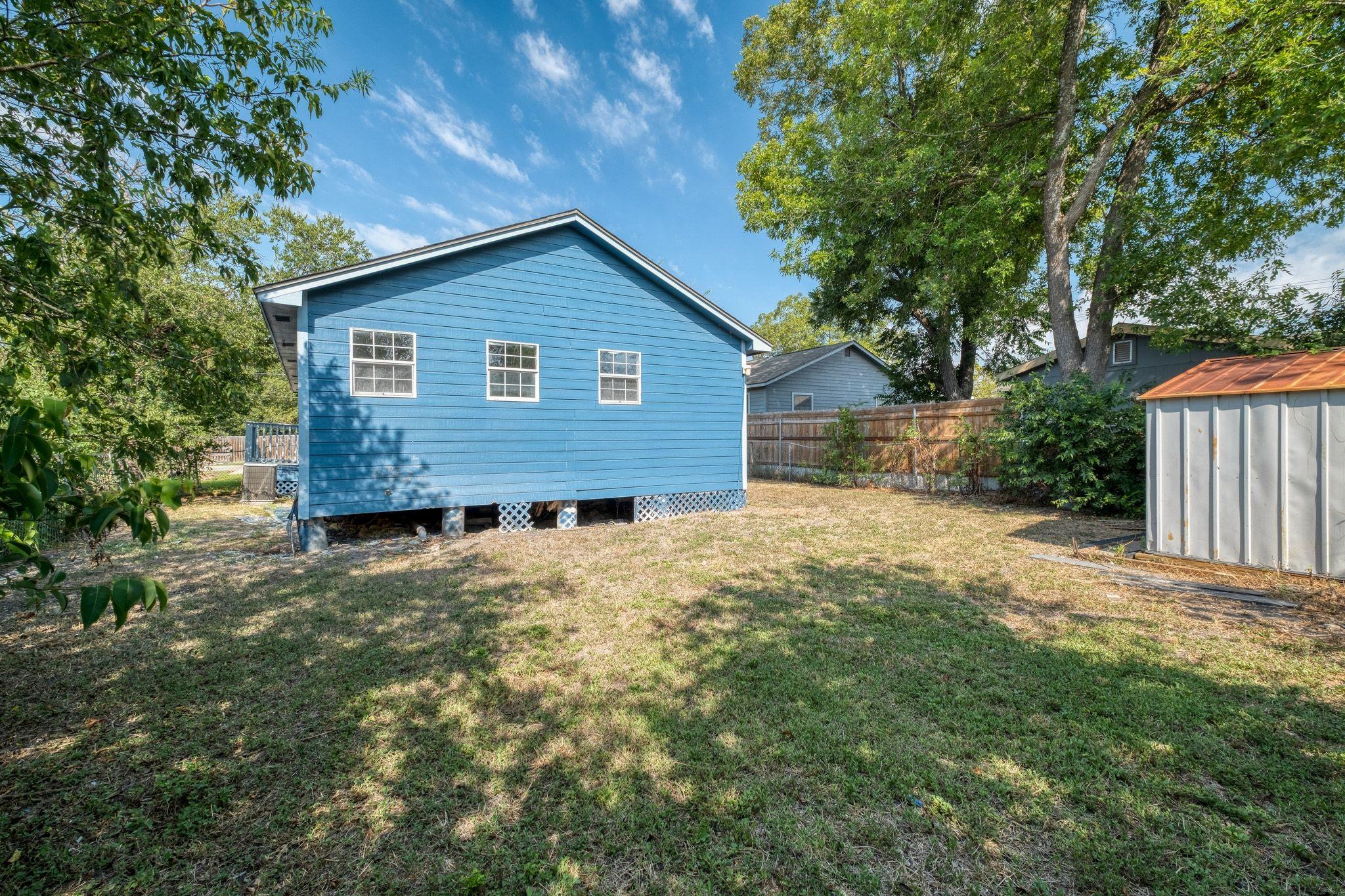 409 Talley Street Taylor TX 76574