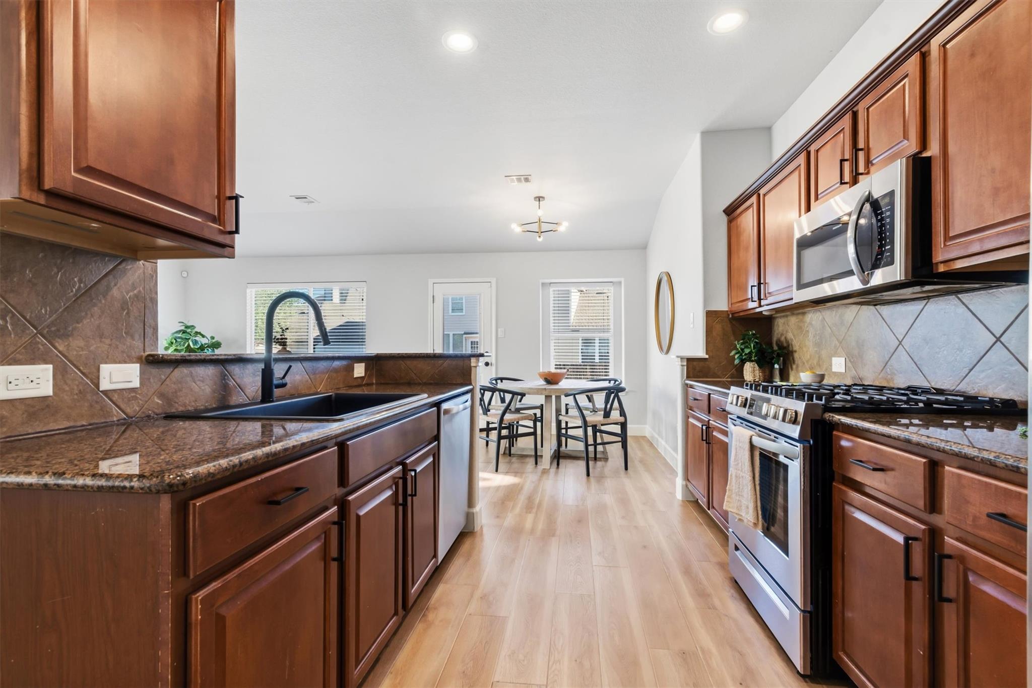 394 Verano Circle Kyle TX 78640