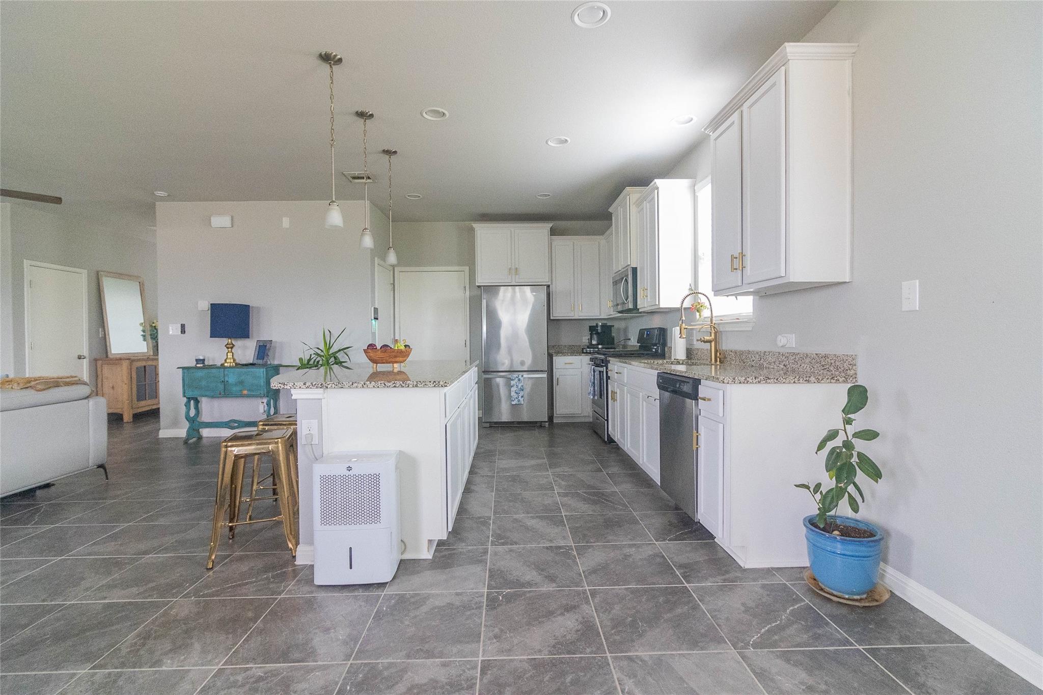 661 Cinnamon Teal Lane Leander TX 78641