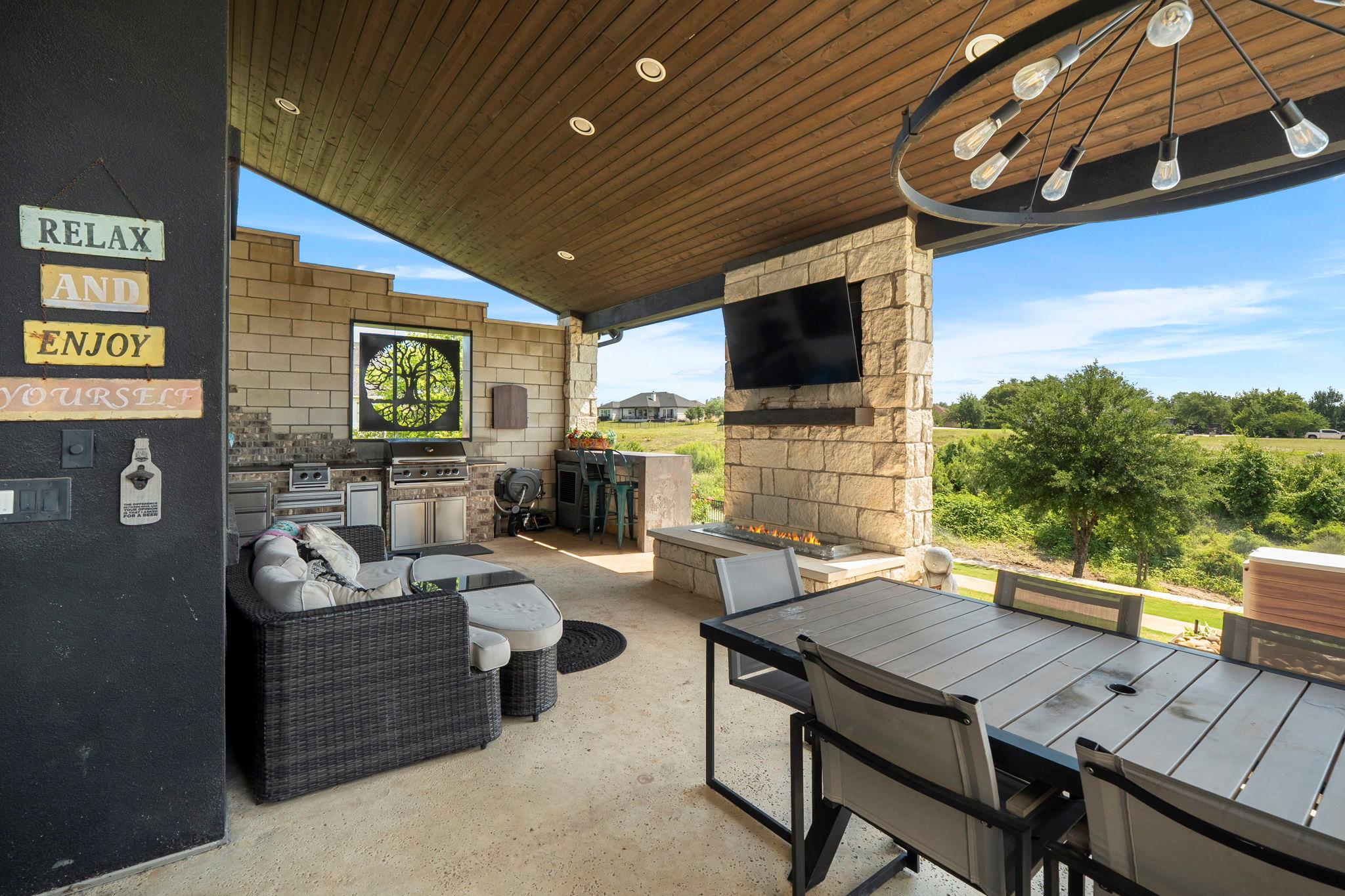 608 Buffalo Trail Liberty Hill TX 78642