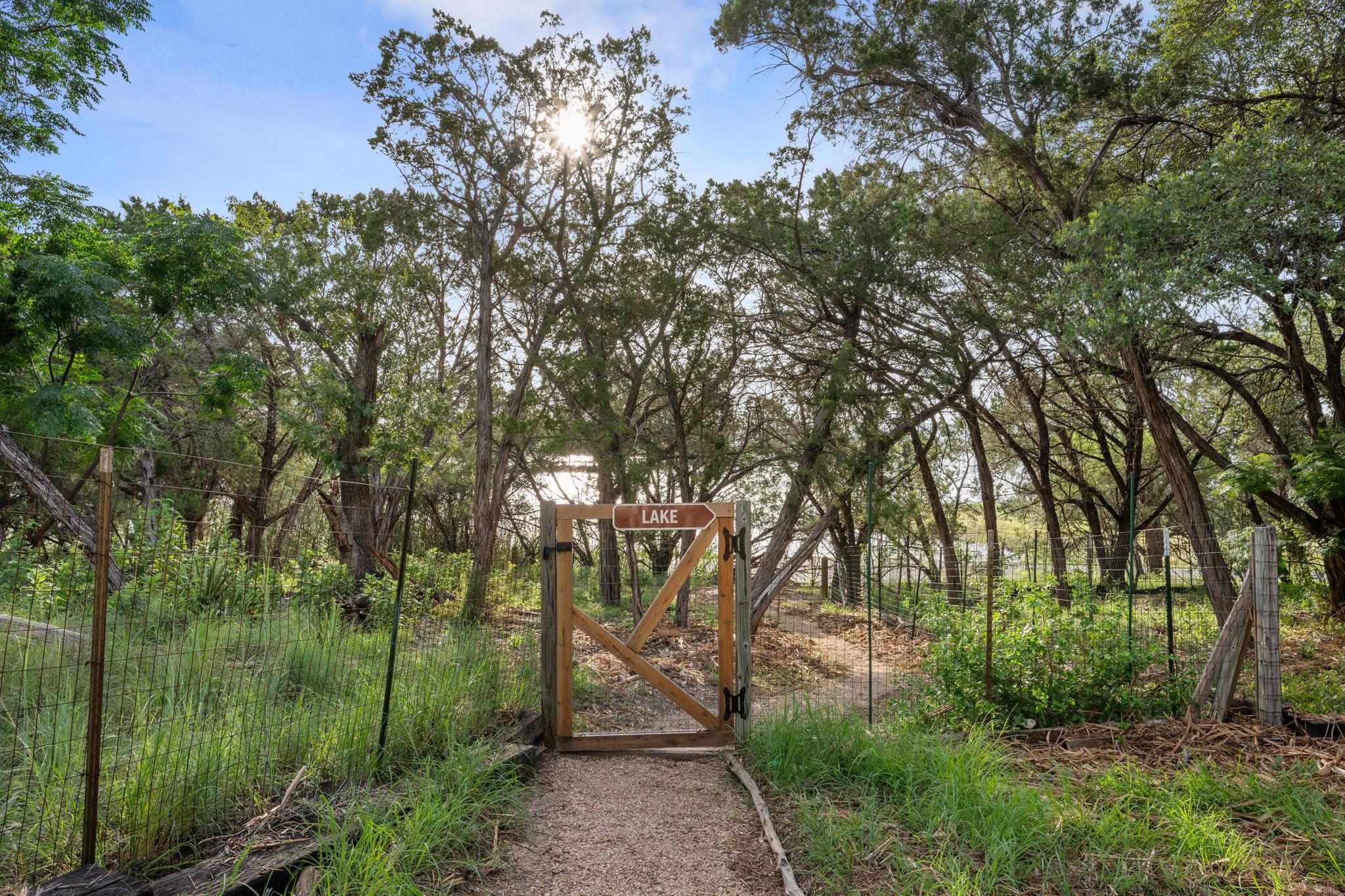 6300 Lakeshore Drive Lago Vista TX 78645