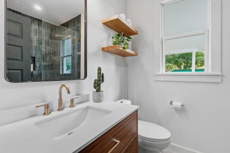 1122 Gunter Street Austin TX 78702