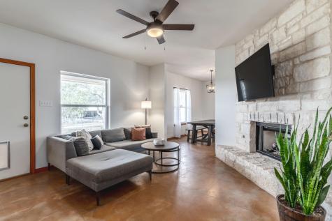 2551 Spring Valley Drive Dripping Springs TX 78620