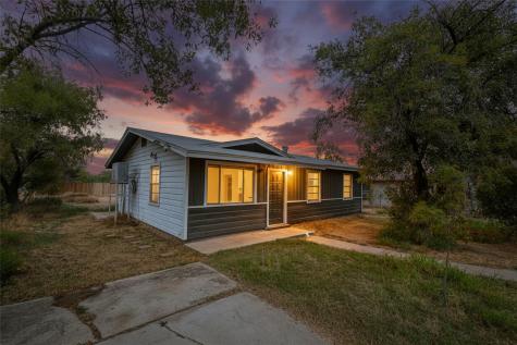 315 E Bexar Street Crystal City TX 78839