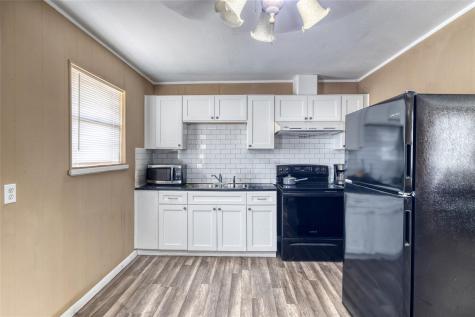 315 E Bexar Street Crystal City TX 78839