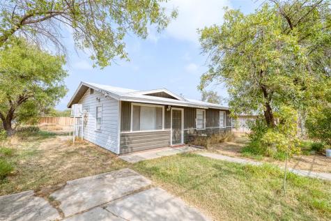 315 E Bexar Street Crystal City TX 78839