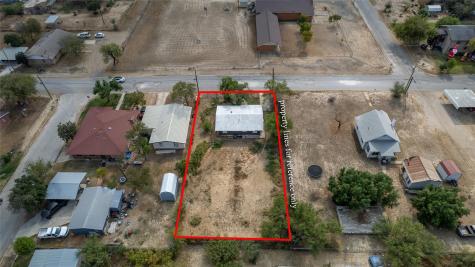 315 E Bexar Street Crystal City TX 78839