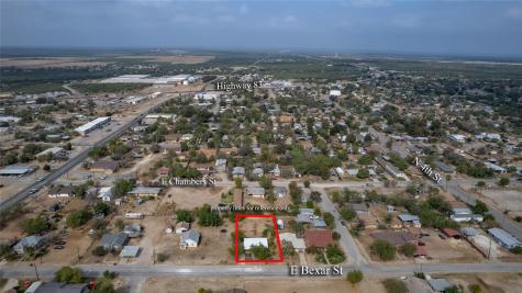 315 E Bexar Street Crystal City TX 78839