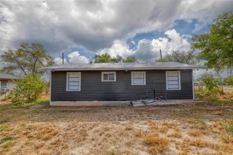 315 E Bexar Street Crystal City TX 78839