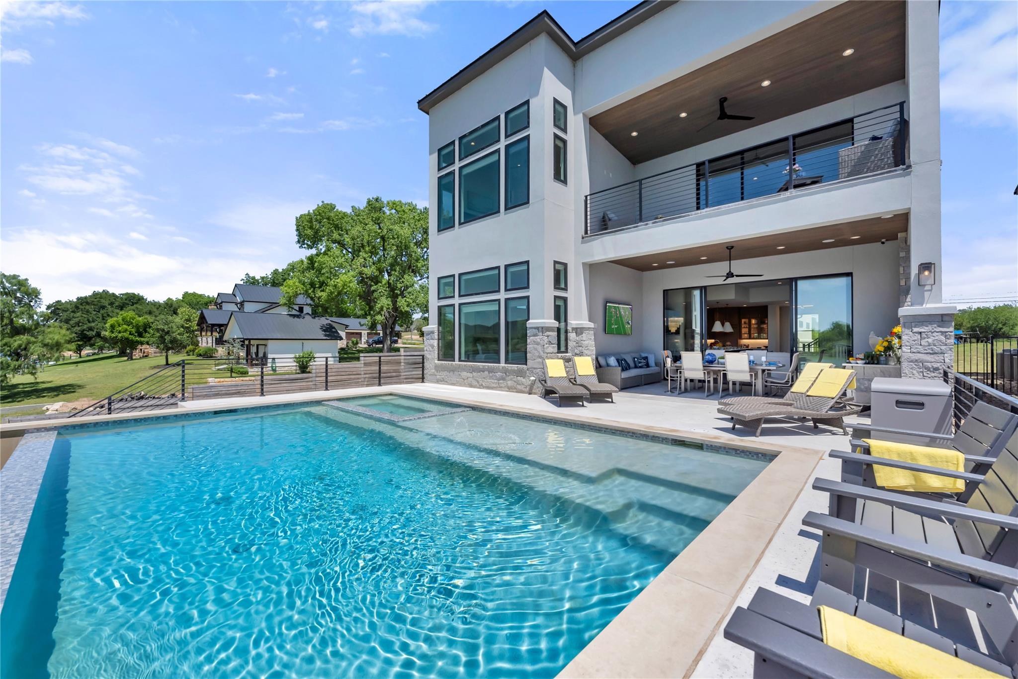 3208 River Oaks Drive Kingsland TX 78639
