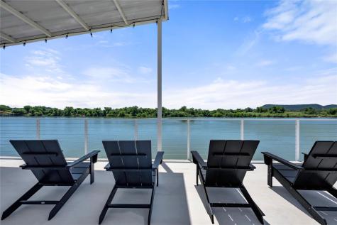 3208 River Oaks Drive Kingsland TX 78639