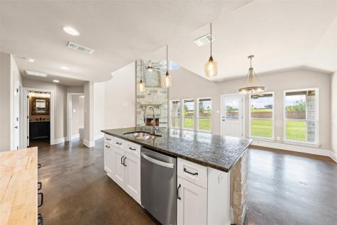 1052 Parkview Drive Way Salado TX 76571