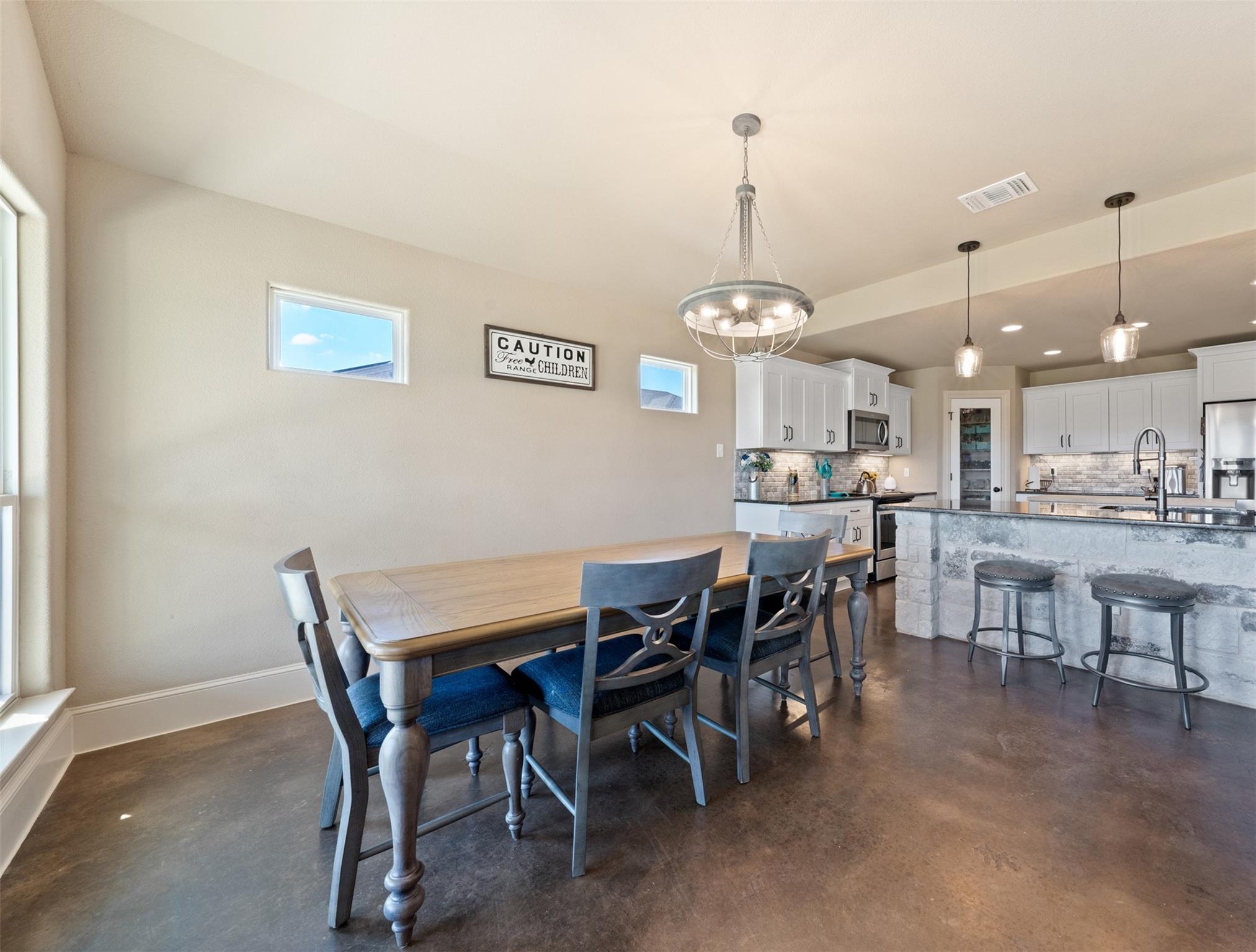 1052 Parkview Drive Way Salado TX 76571