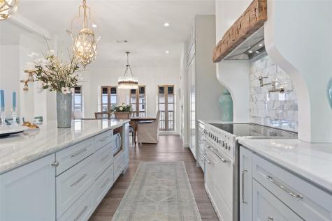 2449 Crosswind Drive Lakeway TX 78669